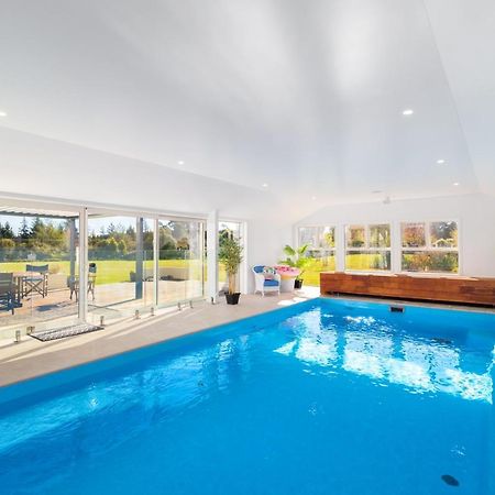 The Meadows Villa Christchurch Eksteriør billede