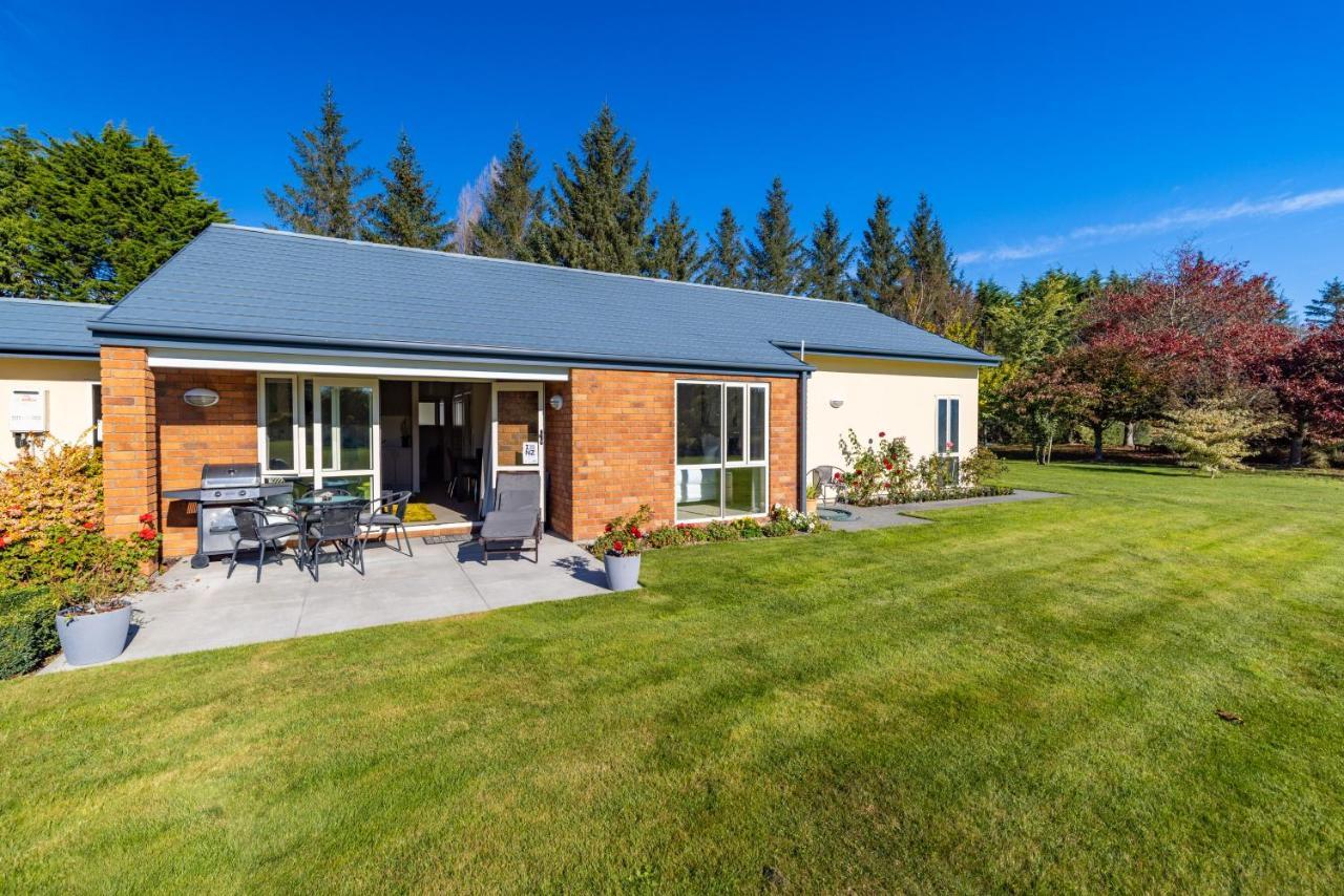The Meadows Villa Christchurch Eksteriør billede