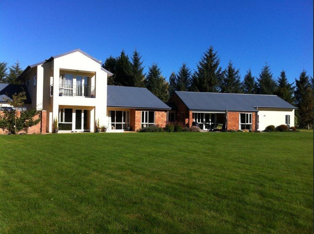 The Meadows Villa Christchurch Eksteriør billede